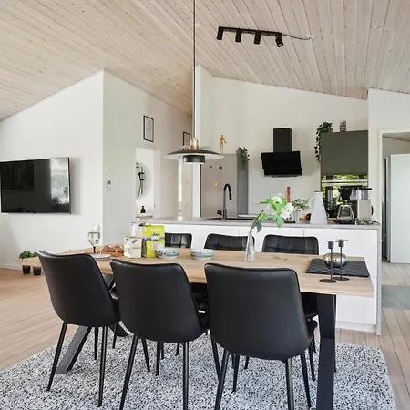 Cozy In With Kitchen * Samsø