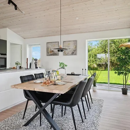 Cozy In Samso With Kitchen